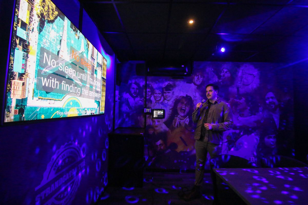 Musthave apps to run a private karaoke room business