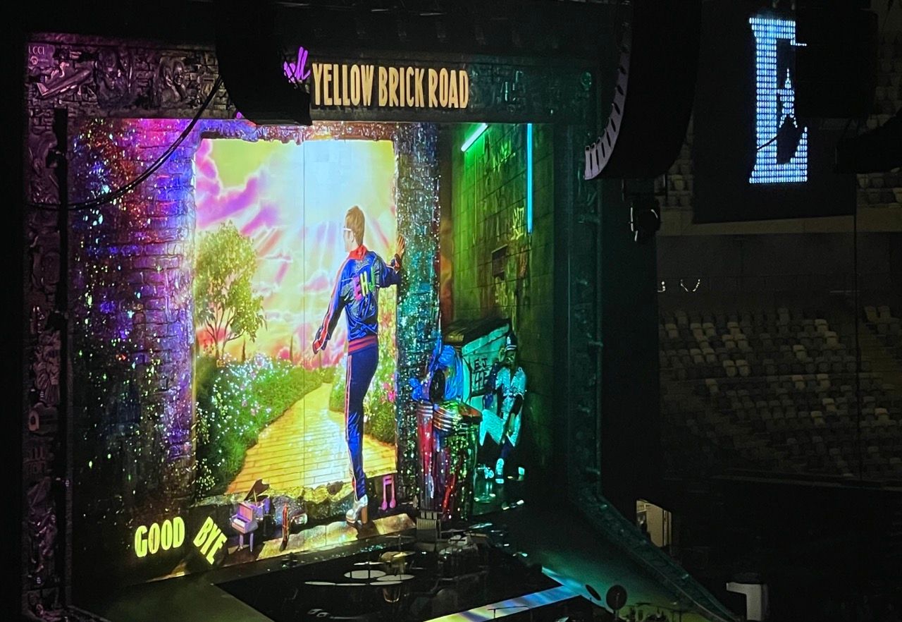 10 most popular Elton John karaoke songs