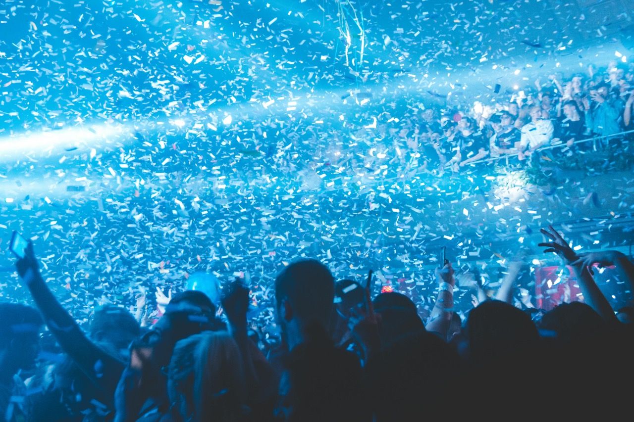 What is rave bingo? And how to organize your own bingo rave