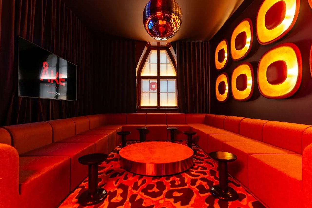 Karaoke room space optimization: how to get more revenue out of every square foot