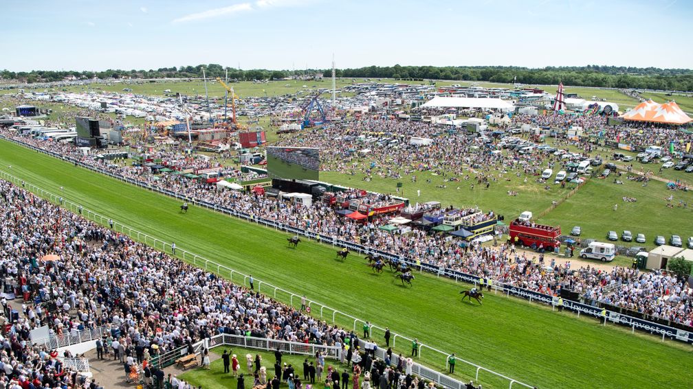 https://s3-eu-west-1.amazonaws.com/prod-media-racingpost/prod/images/169_1008/498ed308101a-62800.jpg