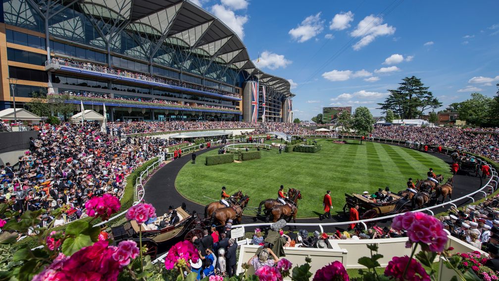 Suits, socks and sandals: Royal Ascot dress code and what you need to know  | Racing Post