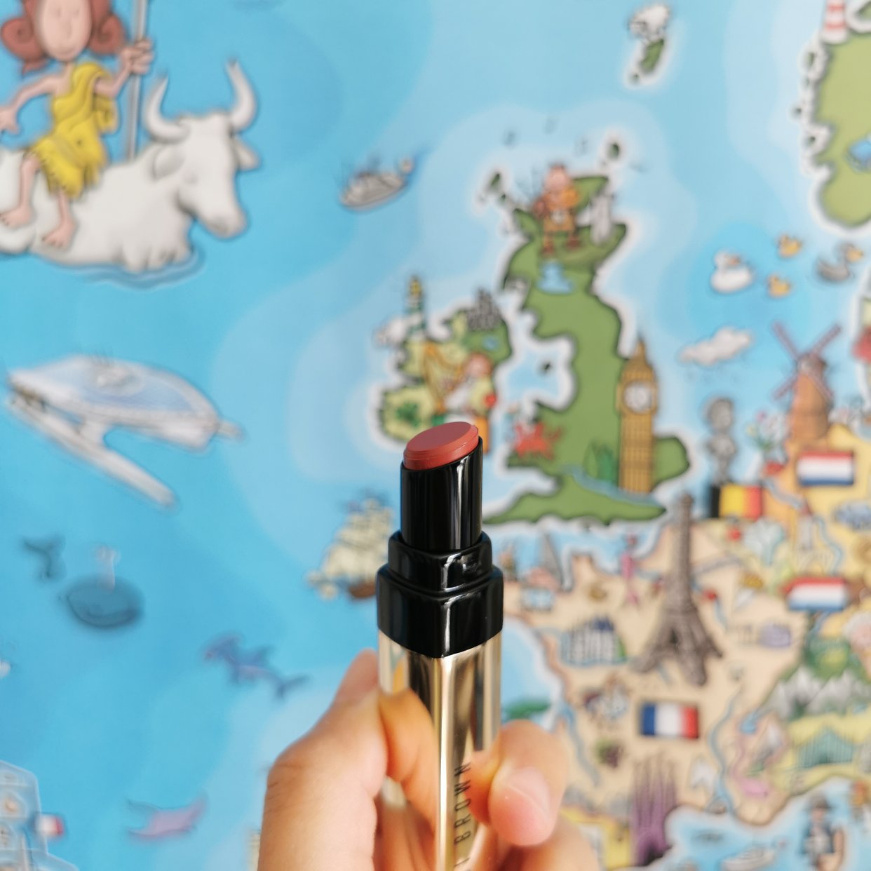新买的口红💄