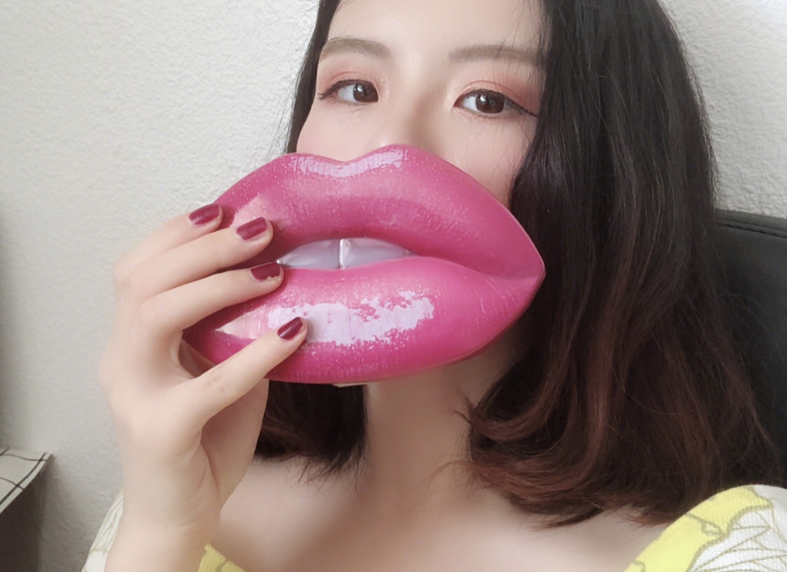 最美艳的唇釉！👄 艳压群芳！！