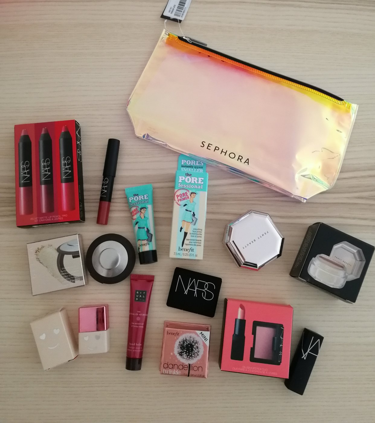 比想象中还要mini的旅行装+试色