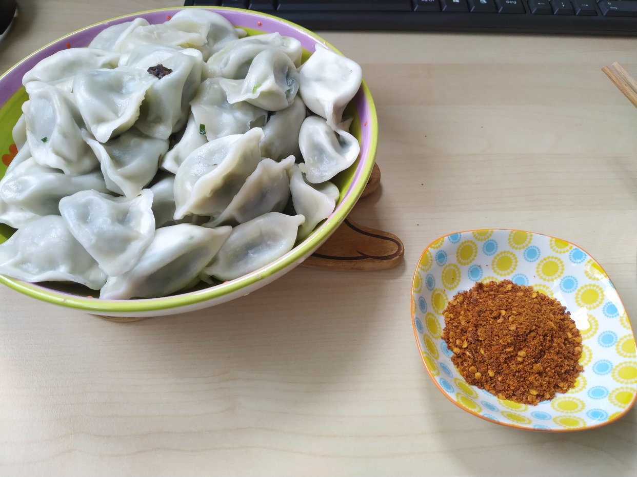 鲜嫩多汁饺子馅儿＋筋道饺子皮做法，无技术难度懒星人闭眼都能做