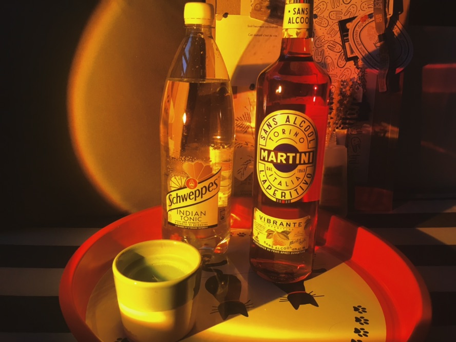 天热了在家喝点酒～超便宜打造小酒馆氛围