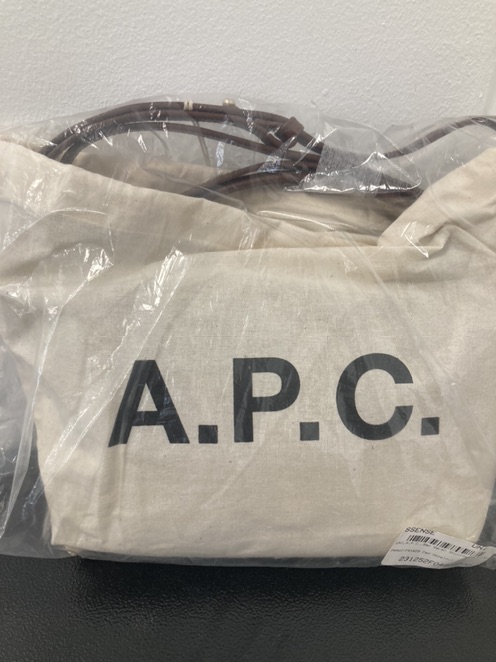 APC 包包 