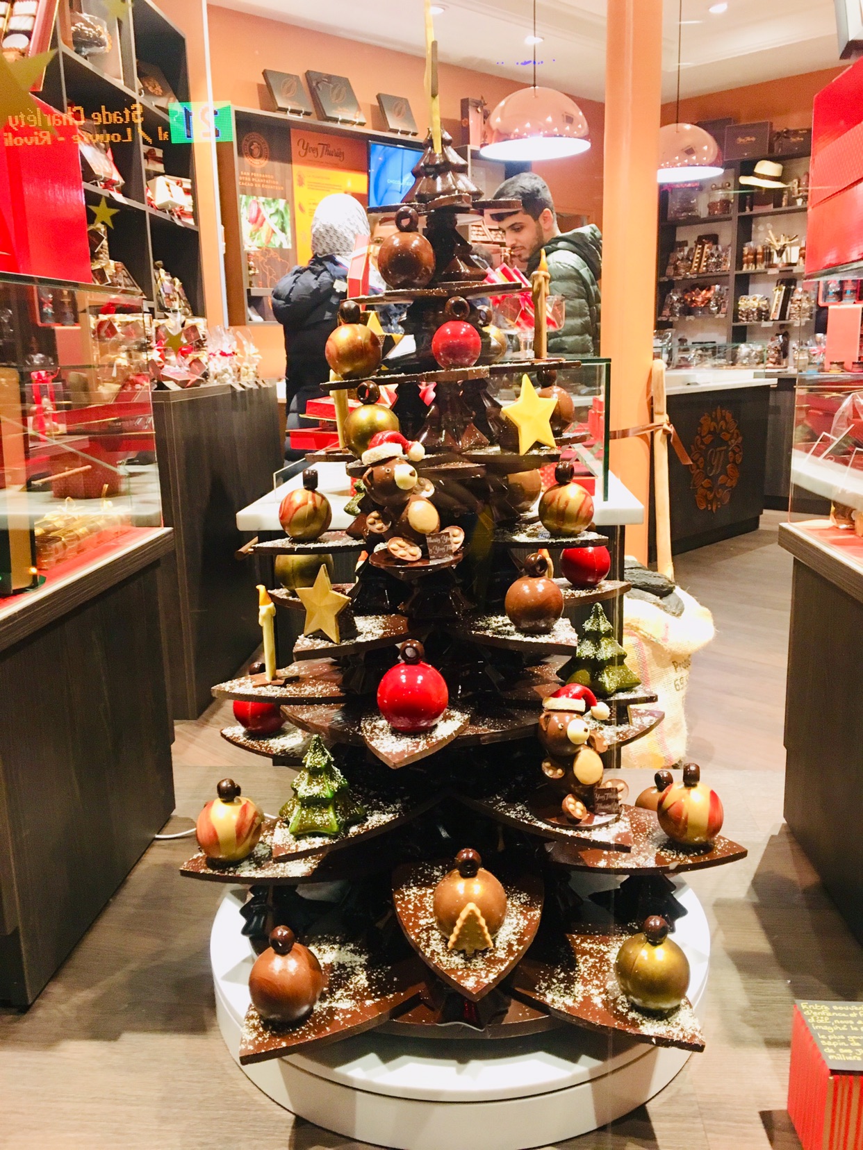 圣诞橱窗=圣诞快到了=今年只剩下不到俩月了！