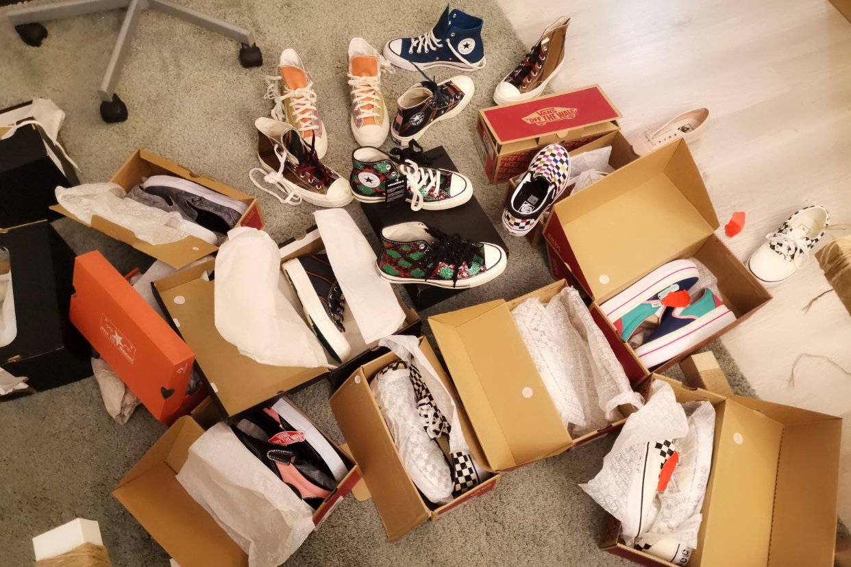 我来了，阵型摆起来~牛仔裤怎么能不配匡威和vans