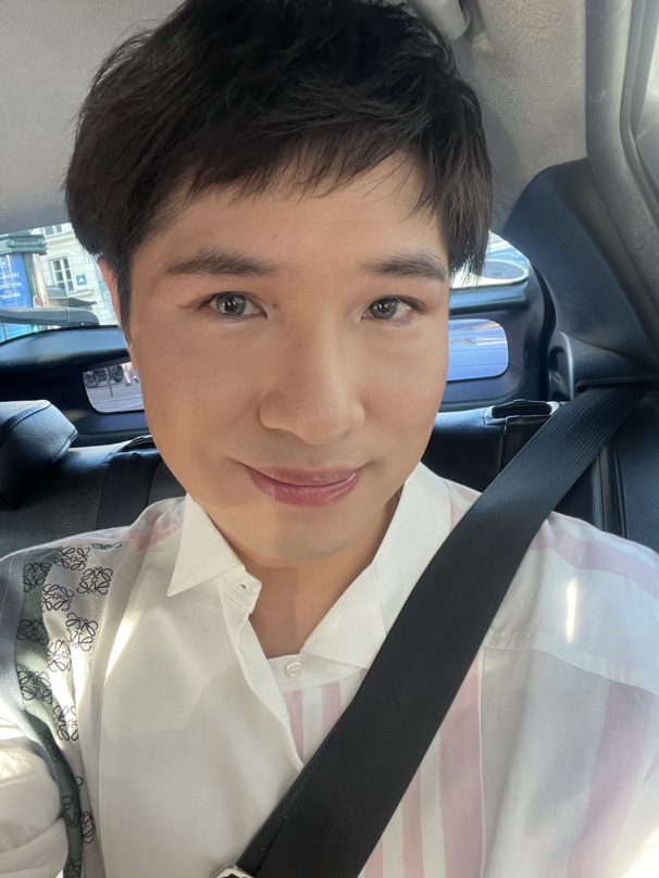 我要吹爆他家的美瞳！！