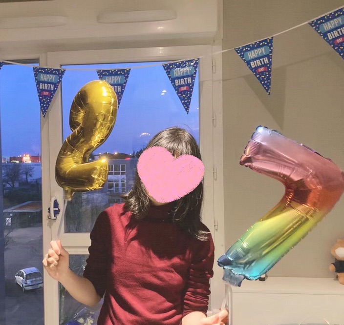 和一分钱一起过生日呀
