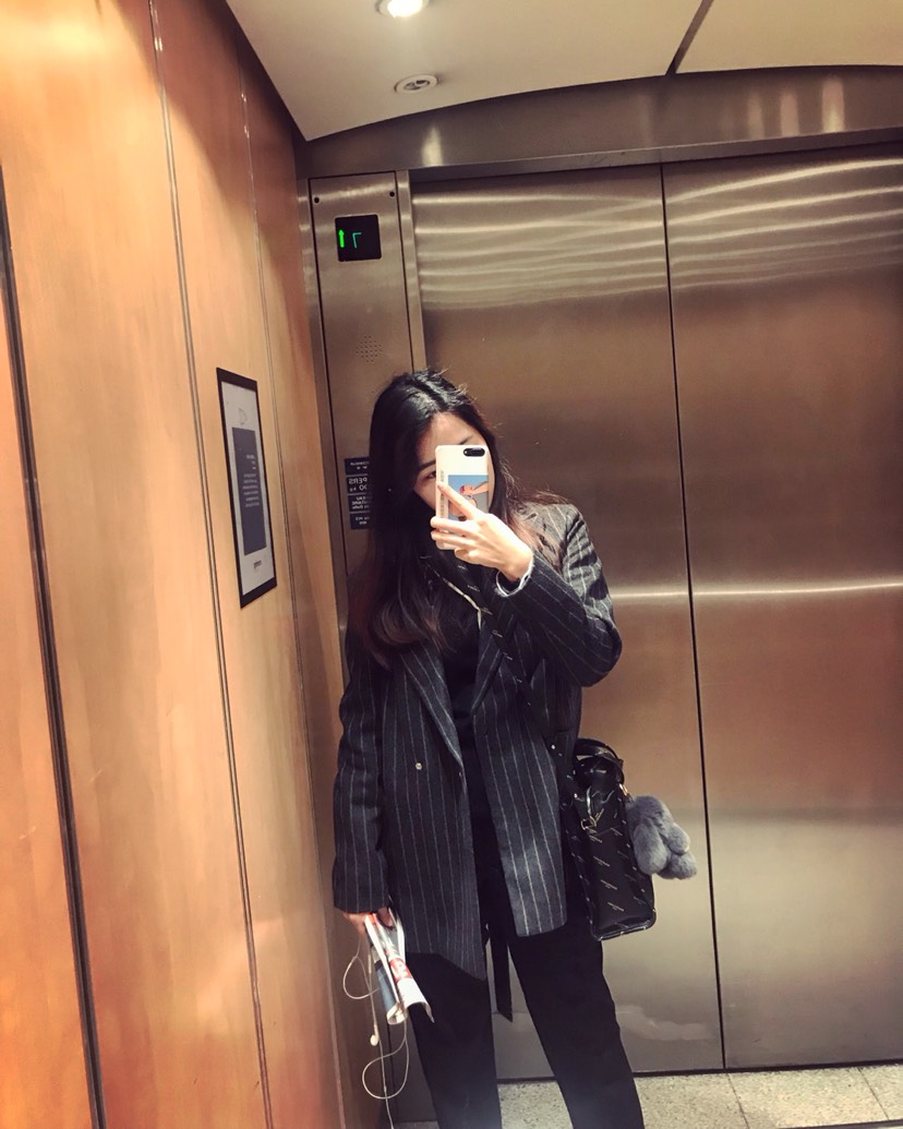 sandro24折买的羊毛外套