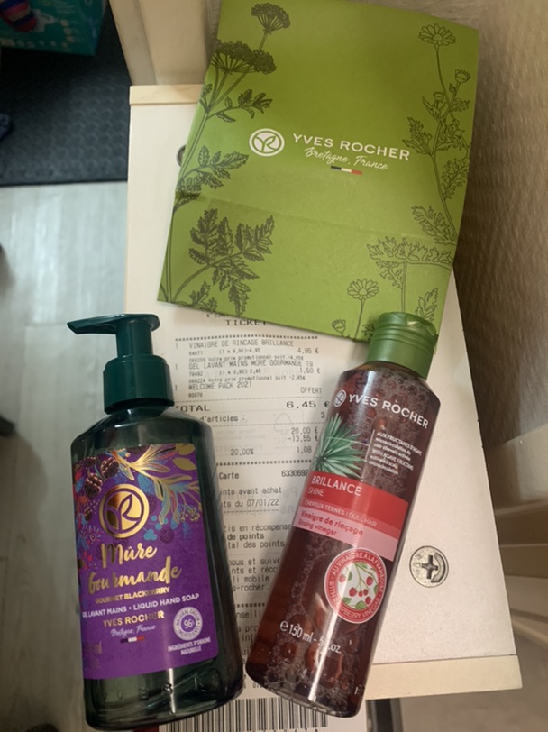 Yves rocher 洗手液1.5€真香