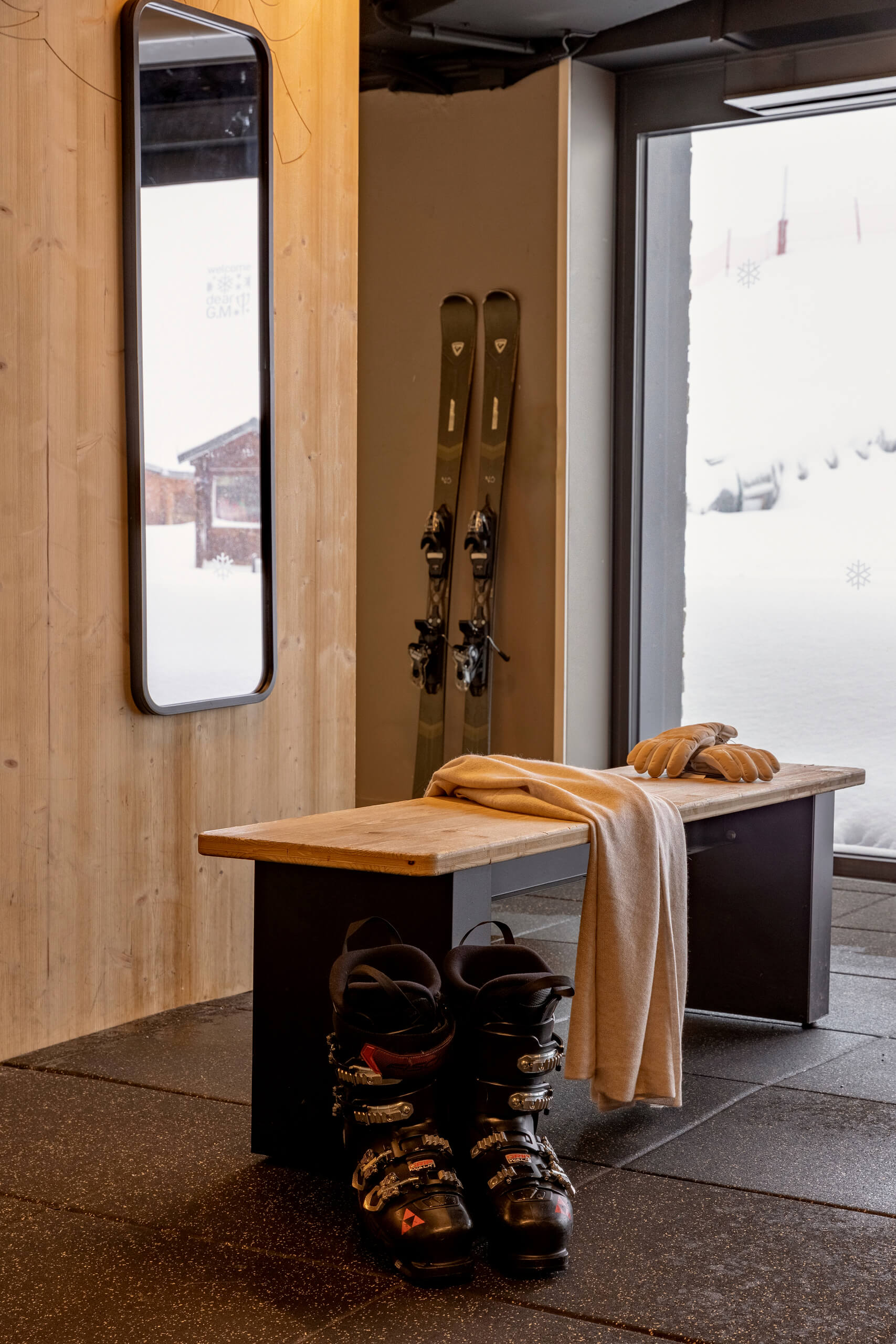 Ski equipment zone at Club Med Tignes