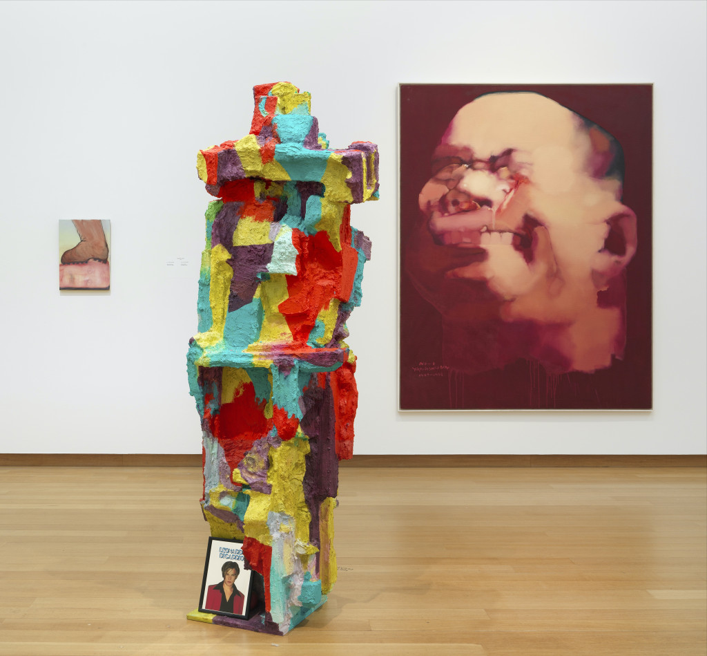 zaalopname van werken Miriam Cahn, Rachel Harrison en Yang Shaobi