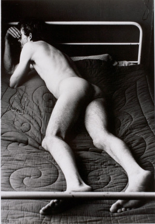 Liggend Naakt, 1985 © Helena van der Kraan/Nederlands Fotomuseum/Stedelijk Museum Amsterdam