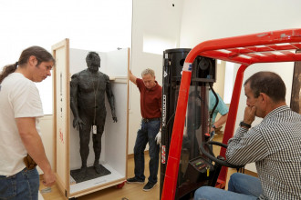 Decrating Germaine Richier's sculpture 'L'Orage'