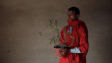 Basir Mahmood, ‘Monument of Arrival and Return’, 2016, video-installatie, 9 minuten 36 seconden, courtesy de kunstenaar