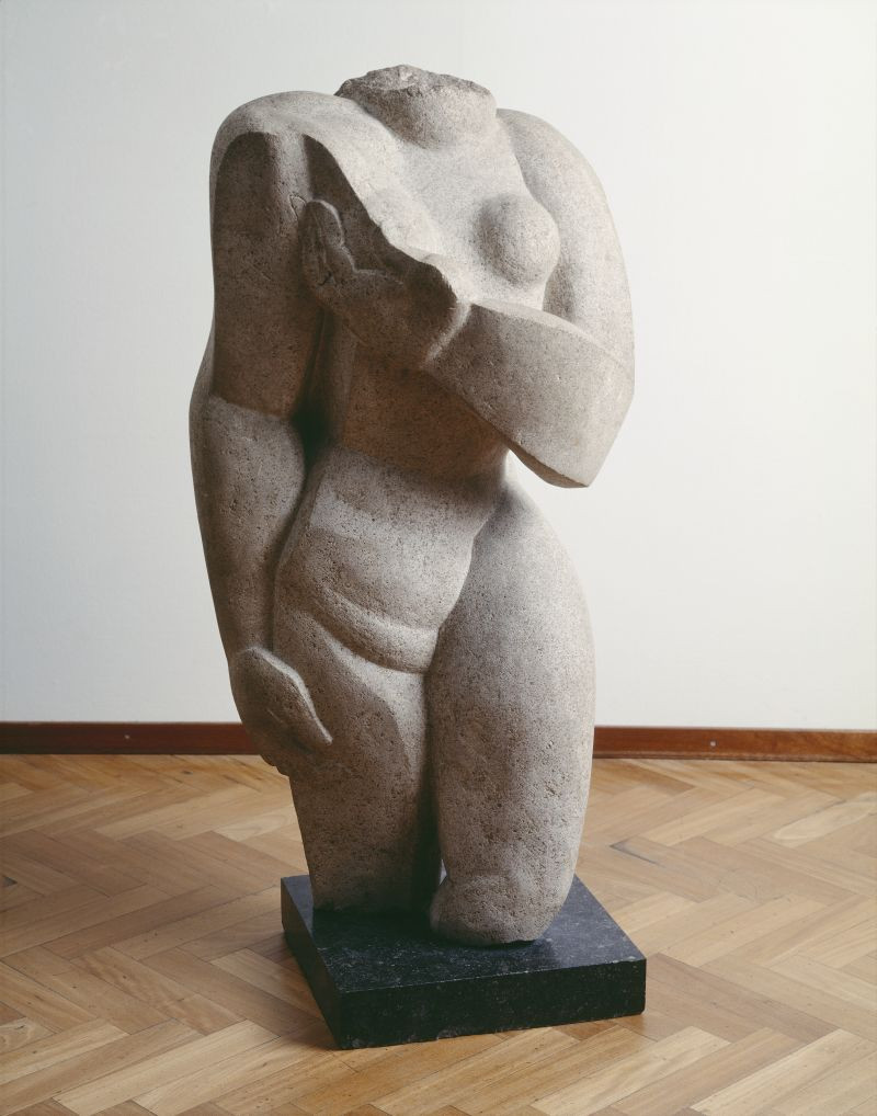 Ossip Zadkine, “Vrouwentorso,” 1933. Collection Stedelijk Museum Amsterdam, acquired in 1953. Courtesy Pictoright Amsterdam 2020.