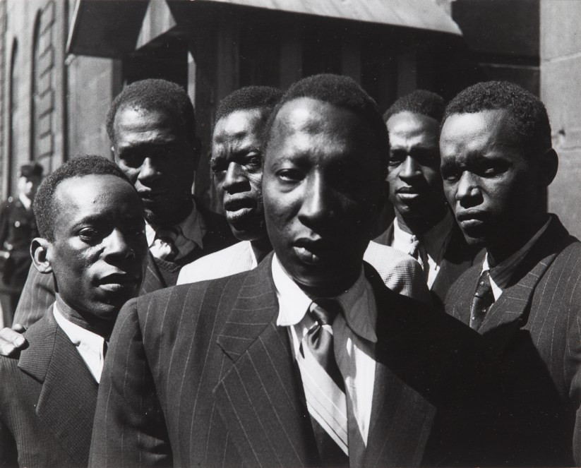 Emmy Andriesse, Paris, 1938, print Ata Kandó, 1958-1959. As well as veterans from the French colonies, many workers and students from these colonies also lived in Paris.
