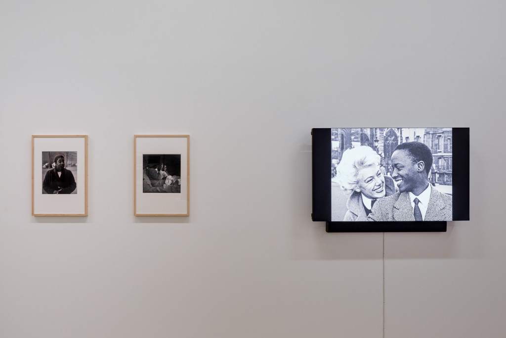 From left to right, Emmy Andriesse, Paris, ca. 1950, 2 x; Paulin Soumanou Vieyra and Mamadou Sarr, Afrique sur Seine (Africa on the Seine), 1955. Photo: Peter Tijhuis.