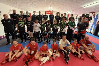 On Sunday morning, 11 participants aged 10 to 39 joined an exciting kickboxing sparring session in Larne. Led by Coaches Billy Murray and Louis Easdale, the group practiced a mix of low and high kicks, staying sharp and energised throughout