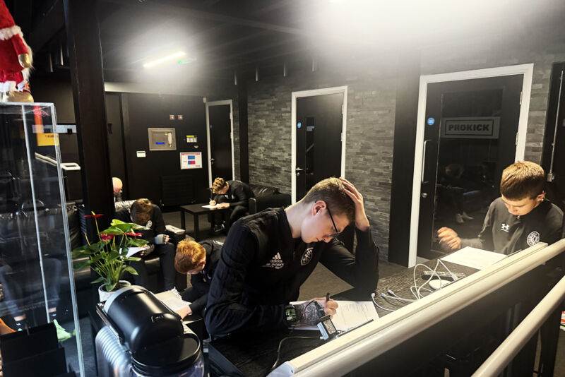 Back to School for the Super Seven - Sat 20th Dec 2025