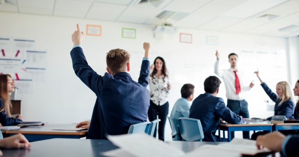 classroom_secondary_school_hands_up_lesson_1536913856.jpg