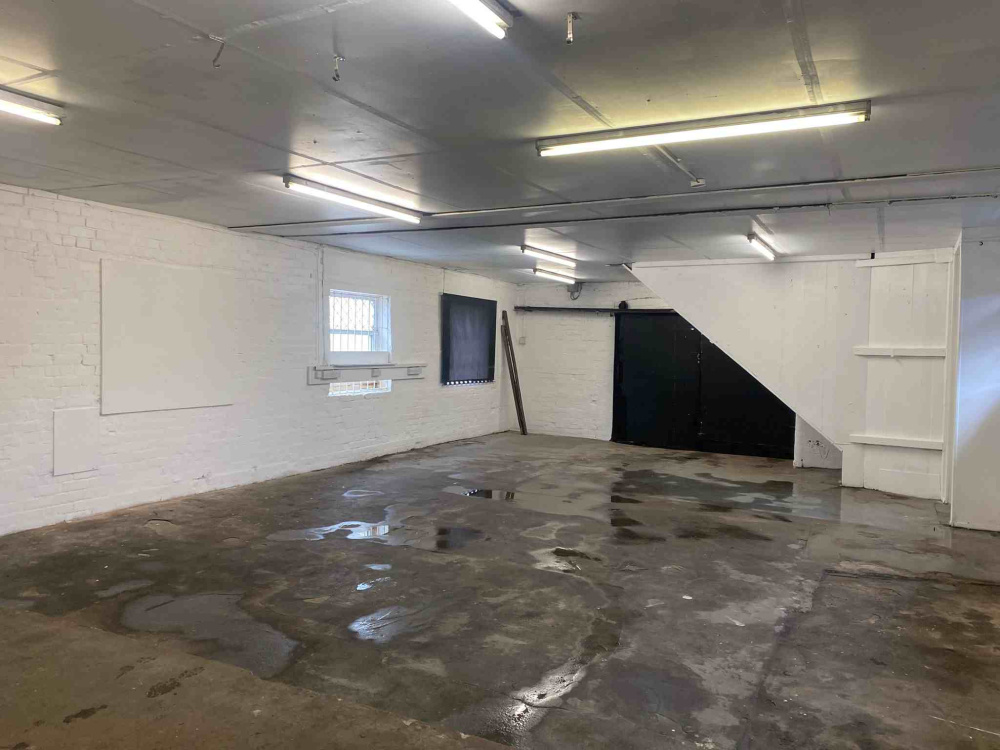 Unit 1, 33 Kirkby Road, Sutton,  NG17 1G