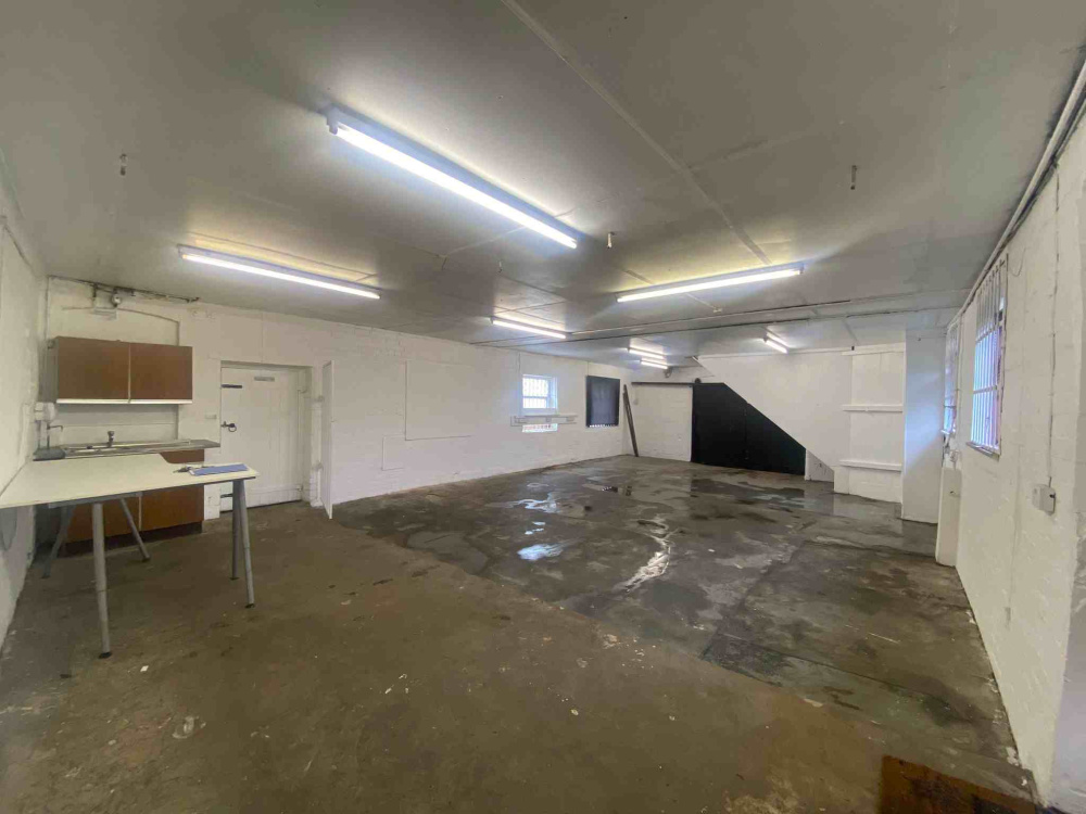 Unit 1, 33 Kirkby Road, Sutton,  NG17 1G