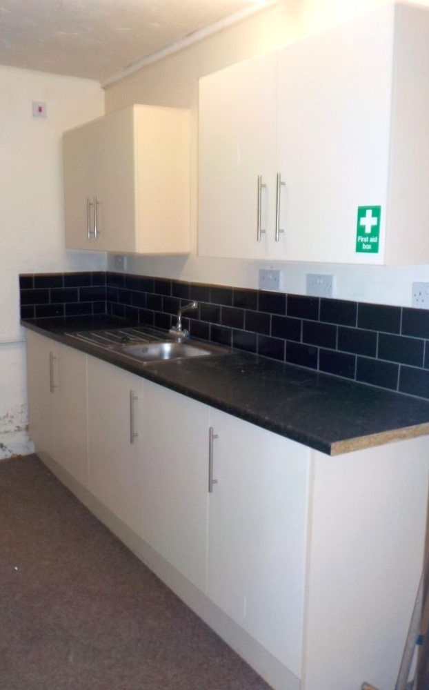 Main Street, Huthwaite NG17 2LD