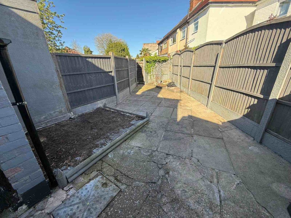 New Lane, NG17 3GD