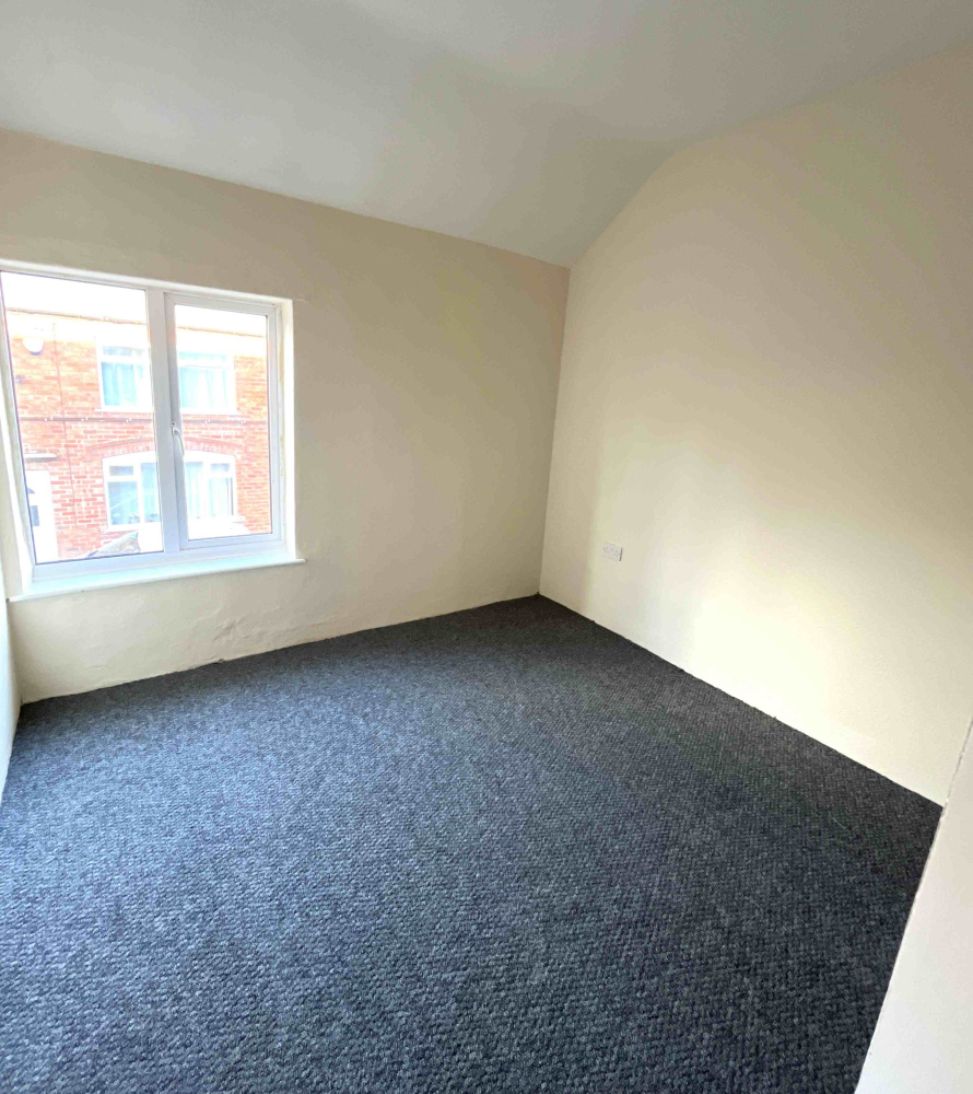 Devonshire Street, NG19 8SU
