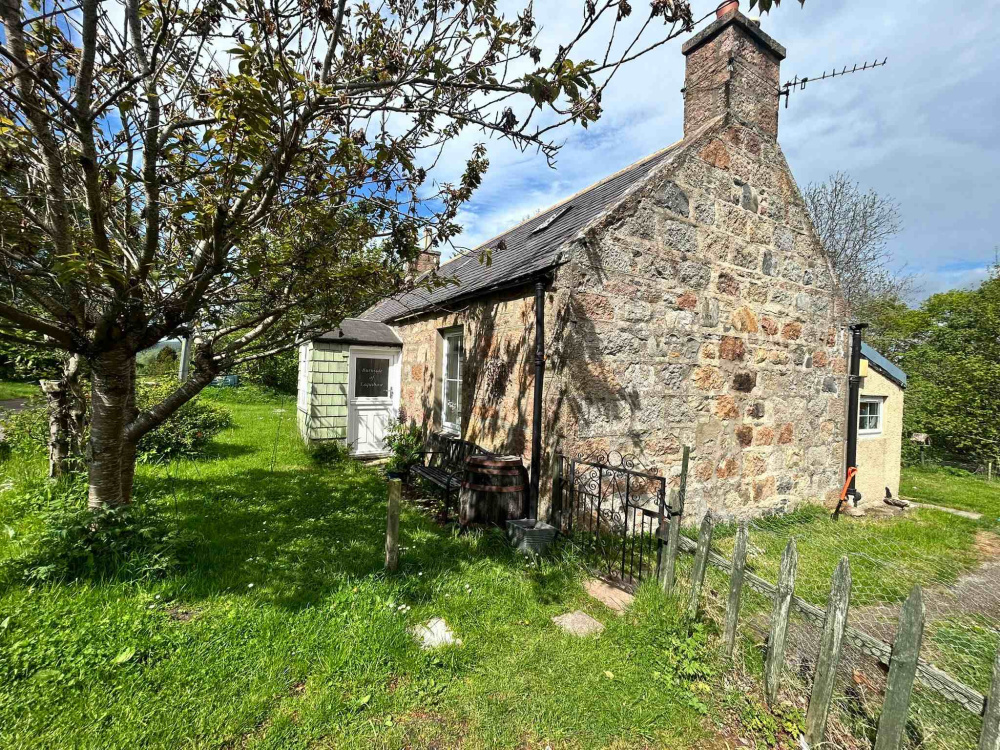 Burnside of Esquibuie, Aberlour, AB38 9NS