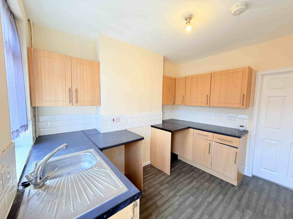 Cromwell Street, NG18 2SG