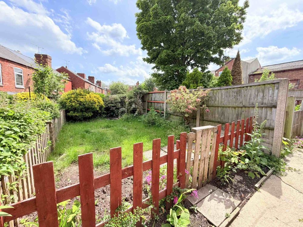 Cromwell Street, NG18 2SG
