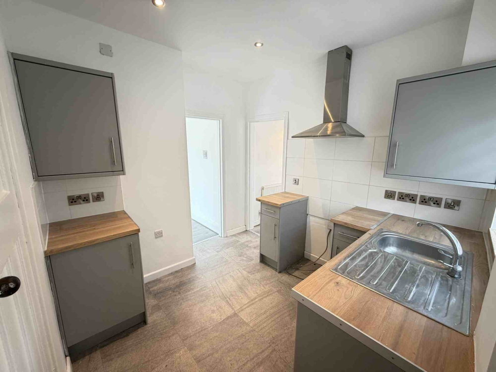 Allens Cottages, S80 1QU