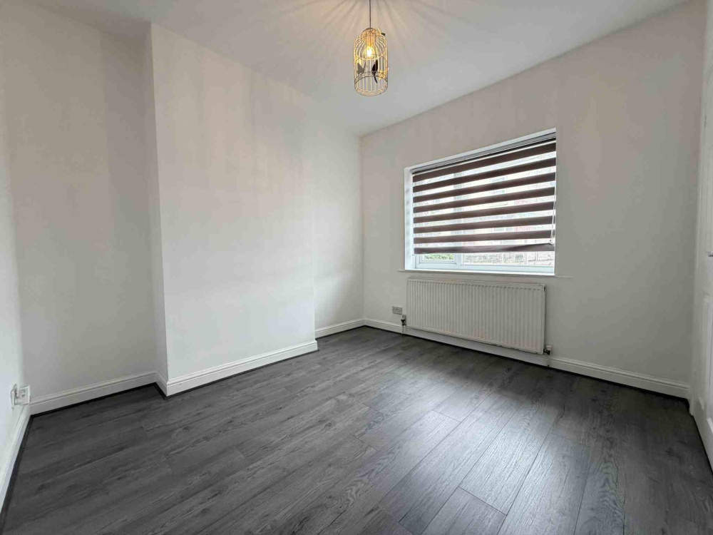 Allens Cottages, S80 1QU