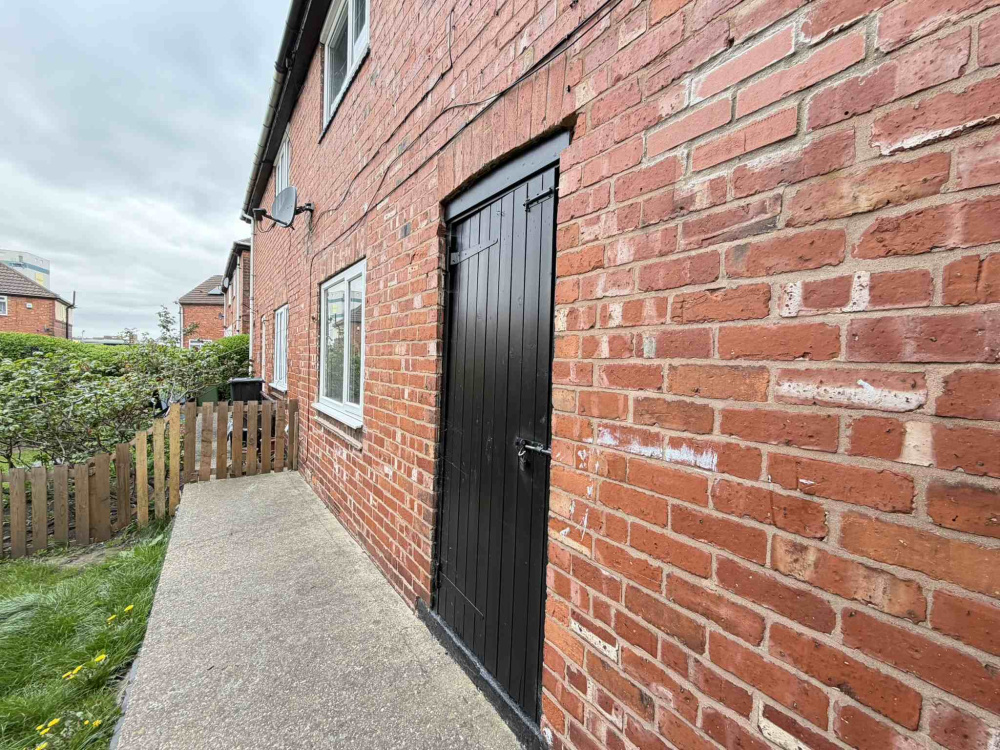 Allens Cottages, S80 1QU
