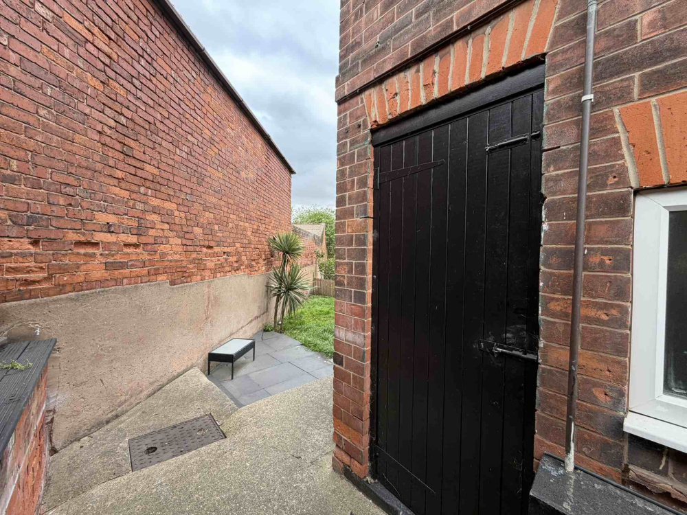 Allens Cottages, S80 1QU