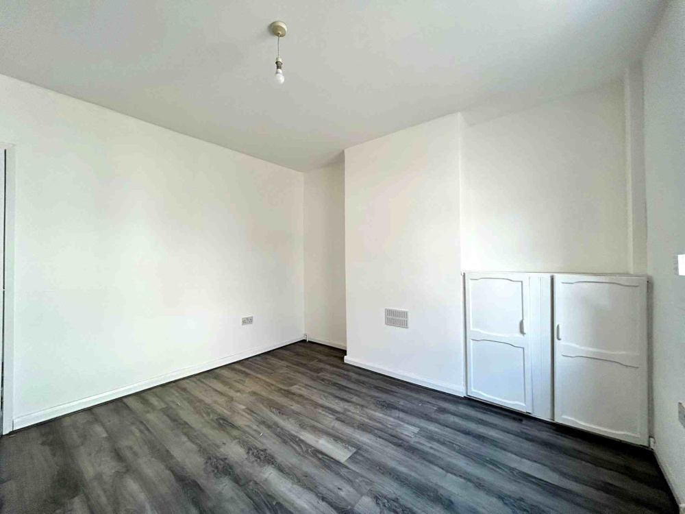Lord Street, NG18 1HQ