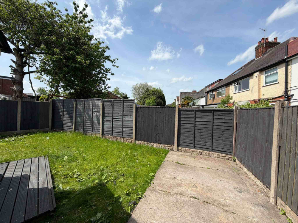 New Lane, NG17 3GD
