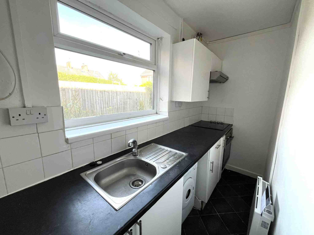 Flat, Outram Street, NG17 4FS