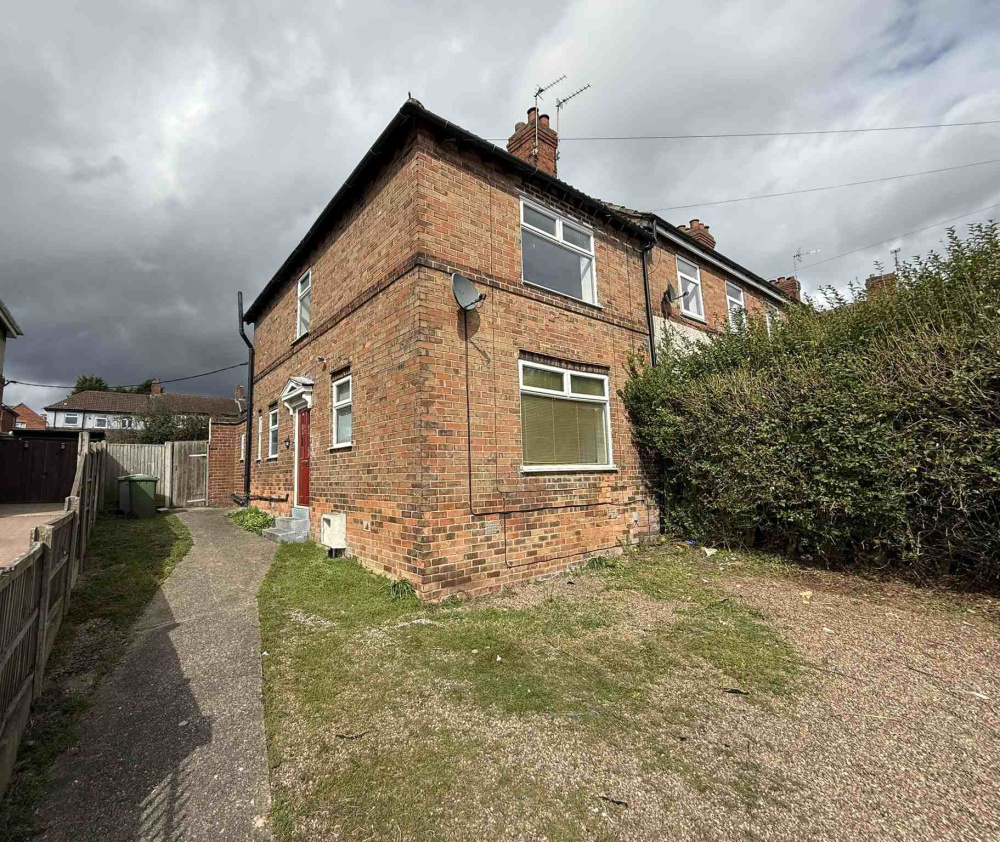 Robin Hood Road, NG21 0ST