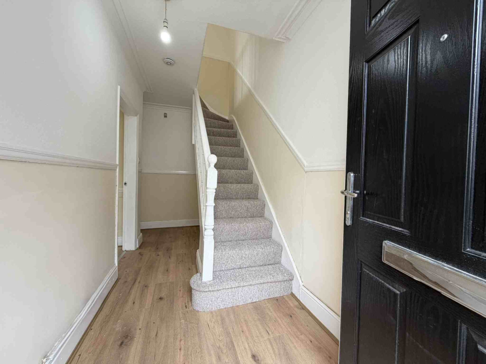 Titchfield Street, NG19 6AG