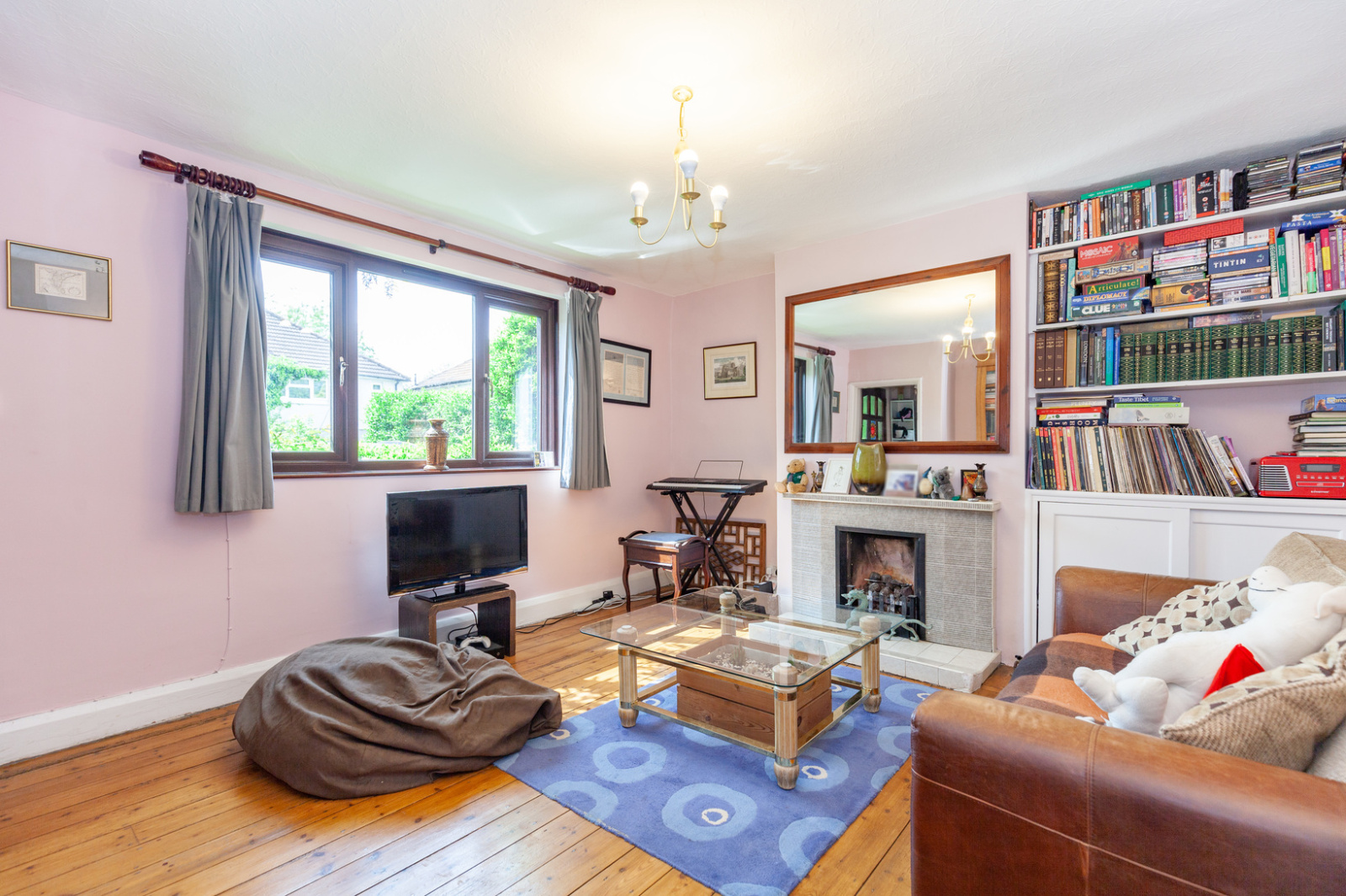 Swinburne Road