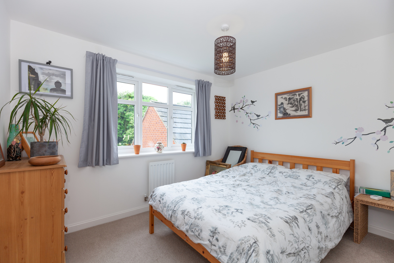 Ruskin Close