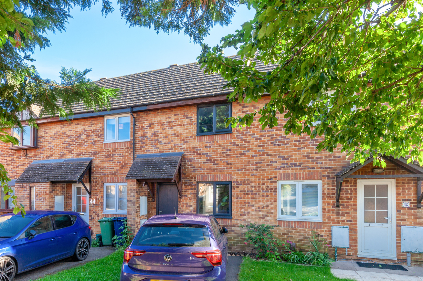 Lodge Close