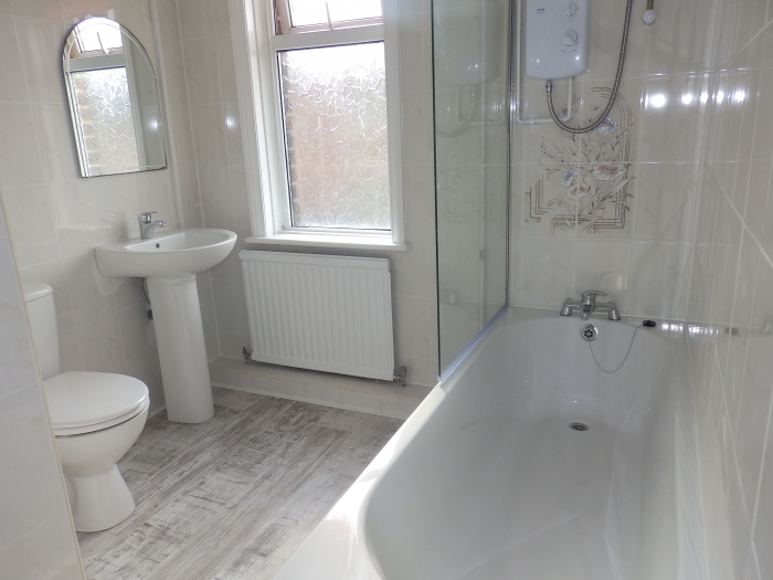 14 Clifton Grove` – Jones Cameron